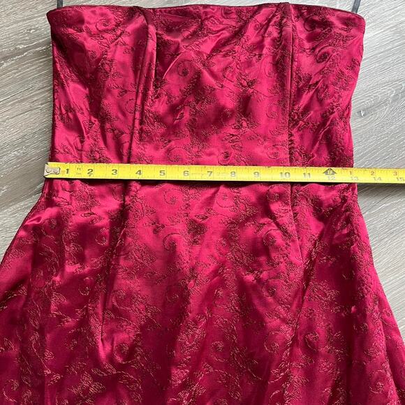 Vintage Jessica McClintock Deep Red Floral Embroidered Jacquard Strapless Gown - Picture 7 of 8